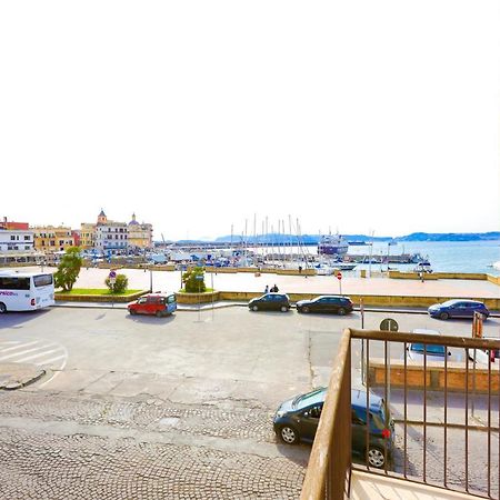 B&B Piazza A Mare Pozzuoli Exteriér fotografie