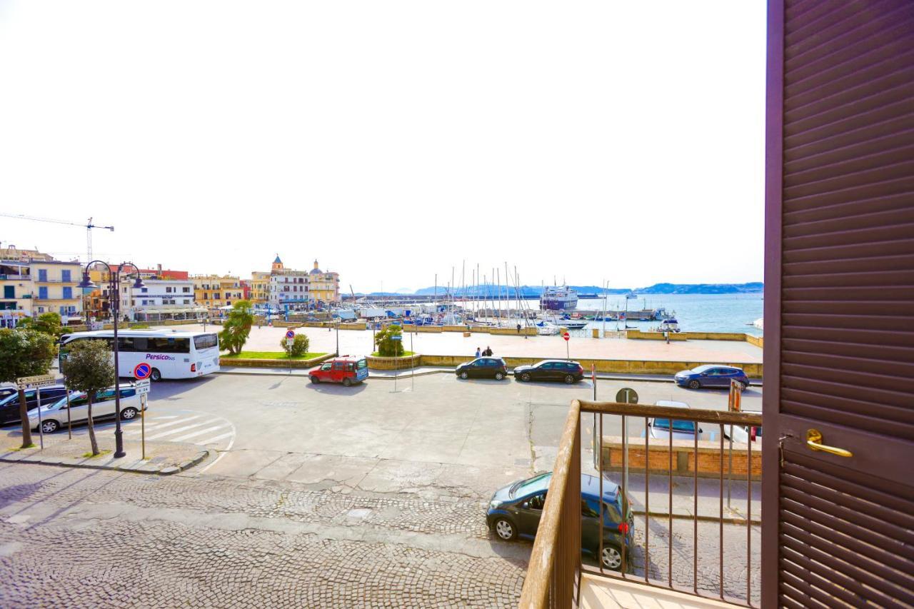 B&B Piazza A Mare Pozzuoli Exteriér fotografie